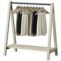 Perchero con estructura triangular y estante bajo - gris